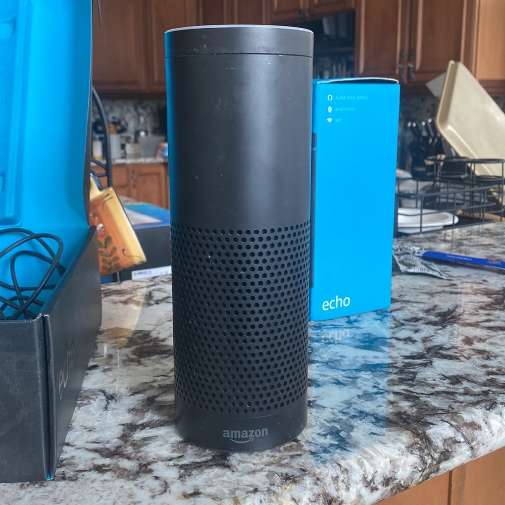 amazon alexa echo - Picture 3 of 5